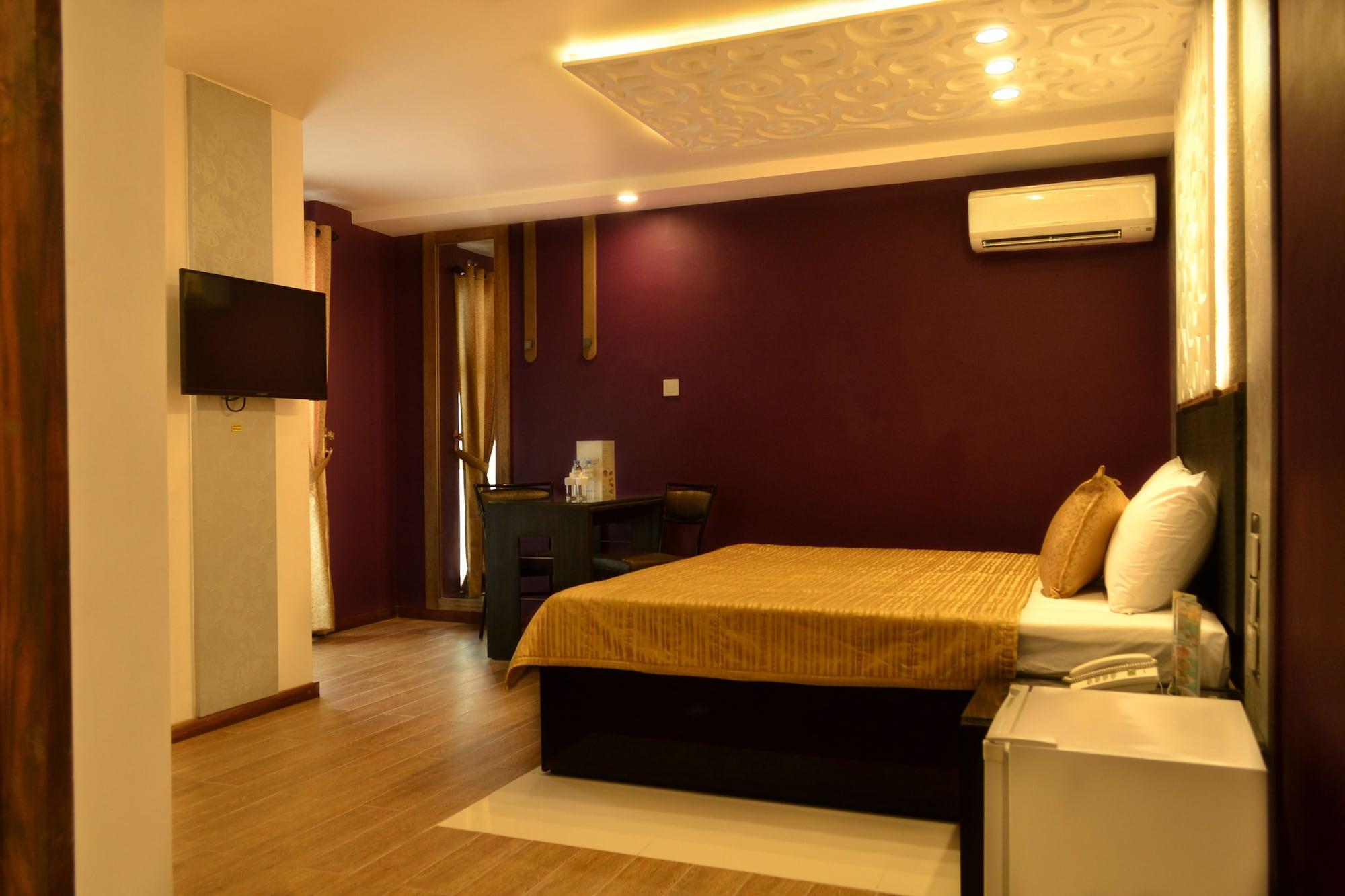 Eurotel Vivaldi Araneta Quezon City Dış mekan fotoğraf