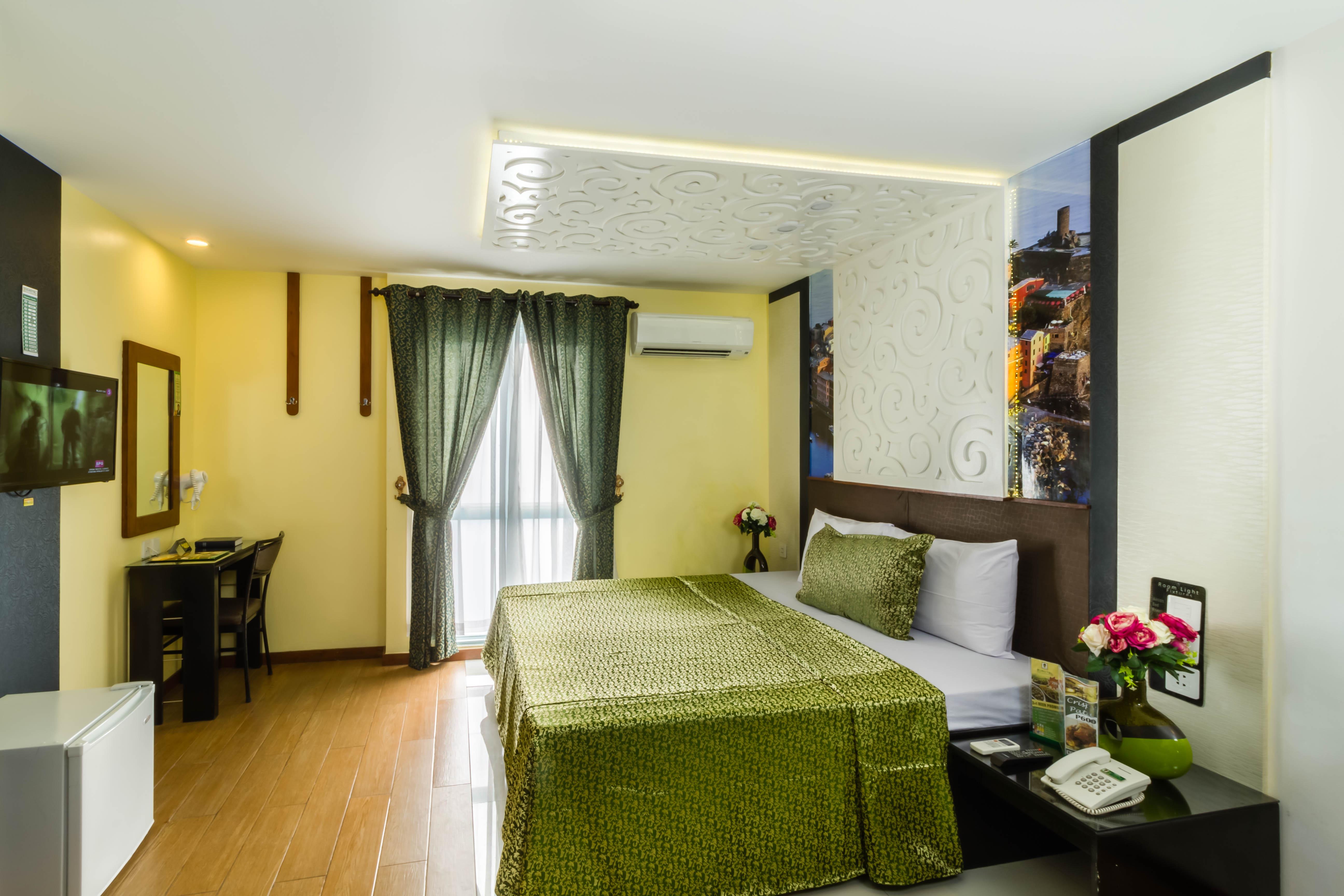 Eurotel Vivaldi Araneta Quezon City Dış mekan fotoğraf
