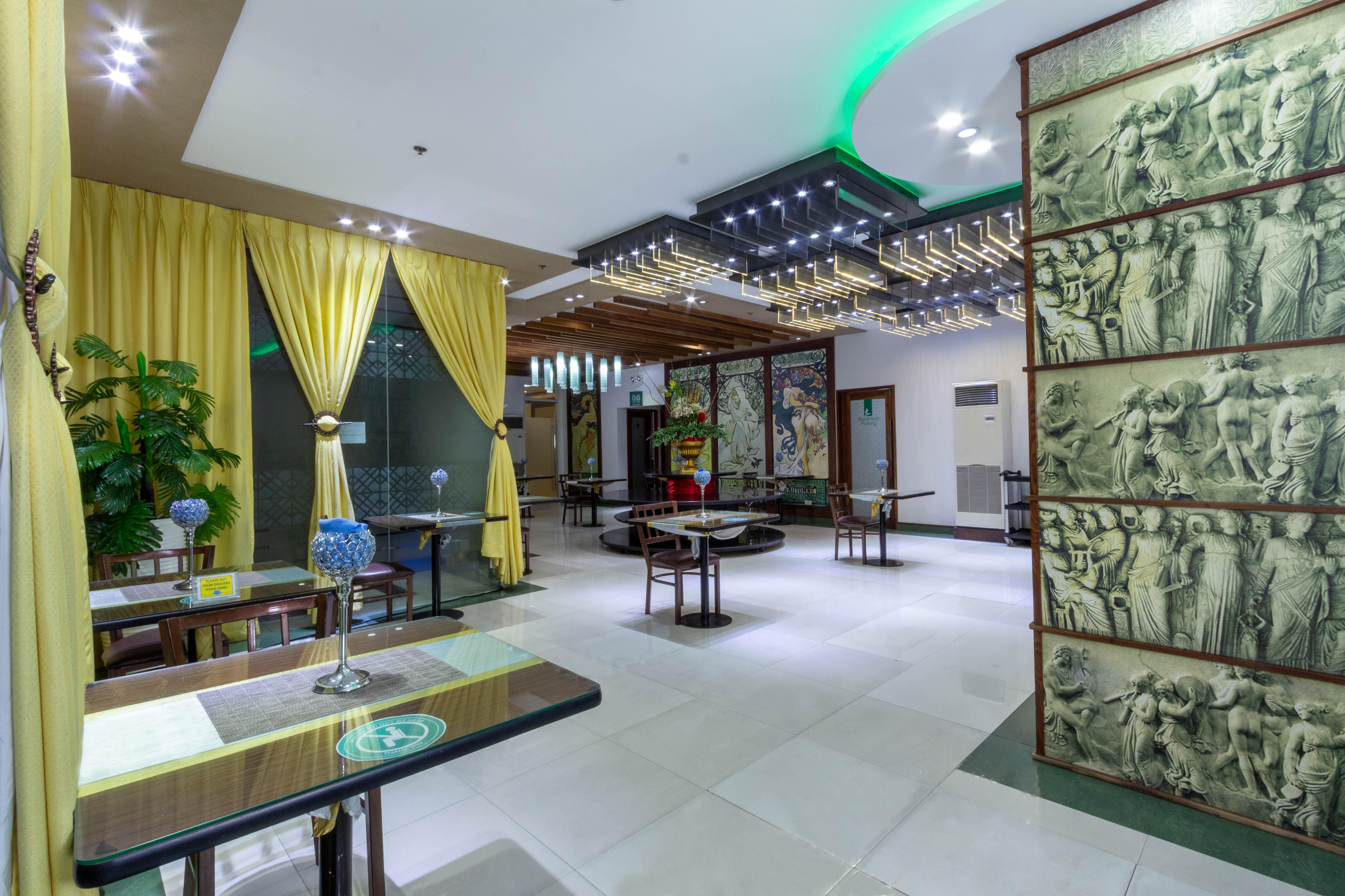 Eurotel Vivaldi Araneta Quezon City Dış mekan fotoğraf